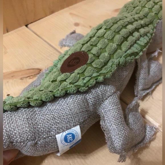 3/$15❤️ AKC squeaky crocodile pet toy NWOT length 15.5” - Picture 3 of 5